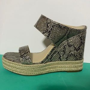 Jessica Simpson Gold Sparkle Snakeskin 5 inch Heels